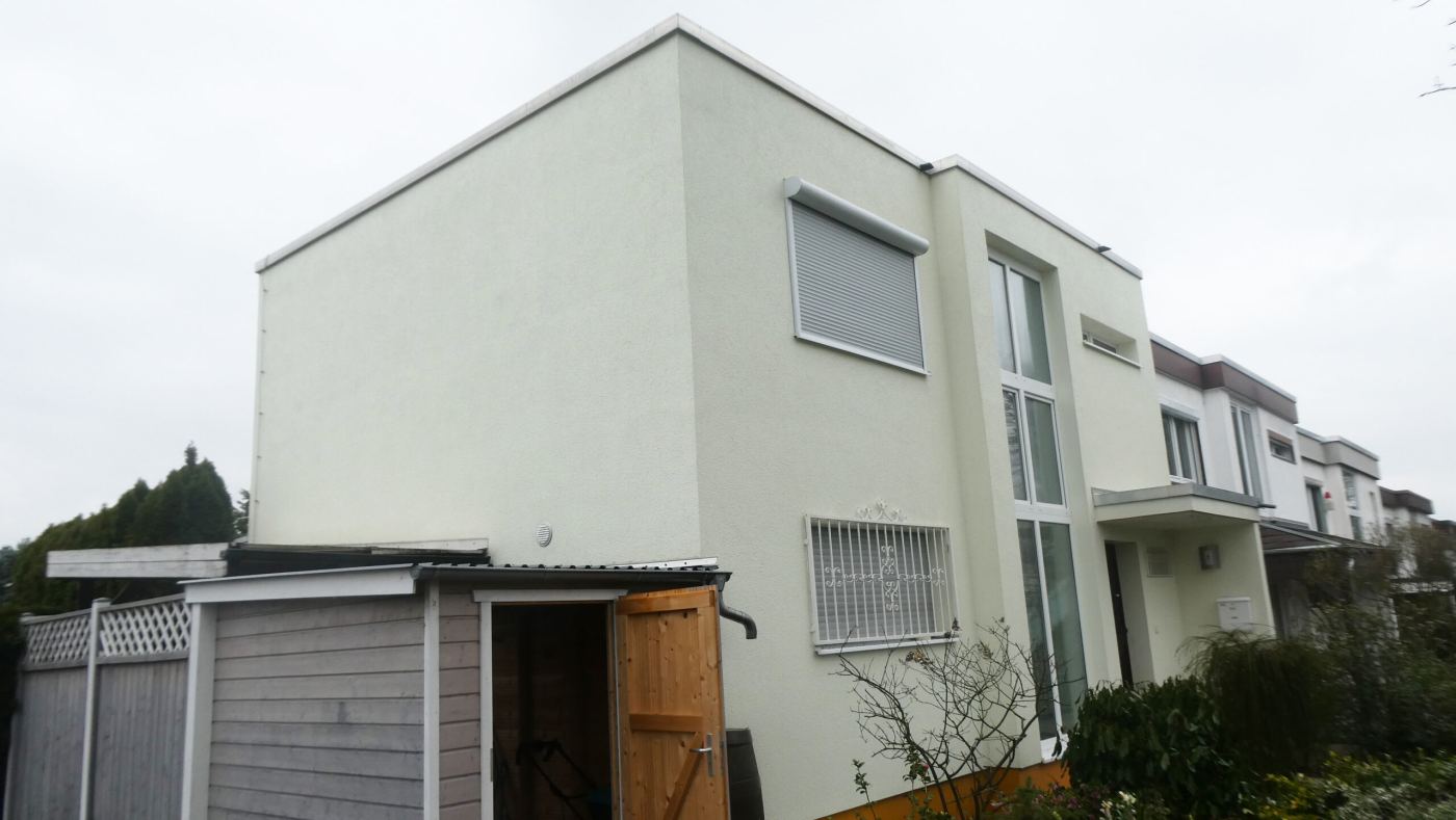 Nachher: dieselbe Fassade gereinigt